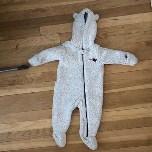 NE Patriots baby fleece suit- NWOT 3-6 months